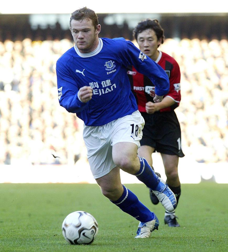  Manchester United snapped Rooney up after he stunned the Everton crowds as a teen