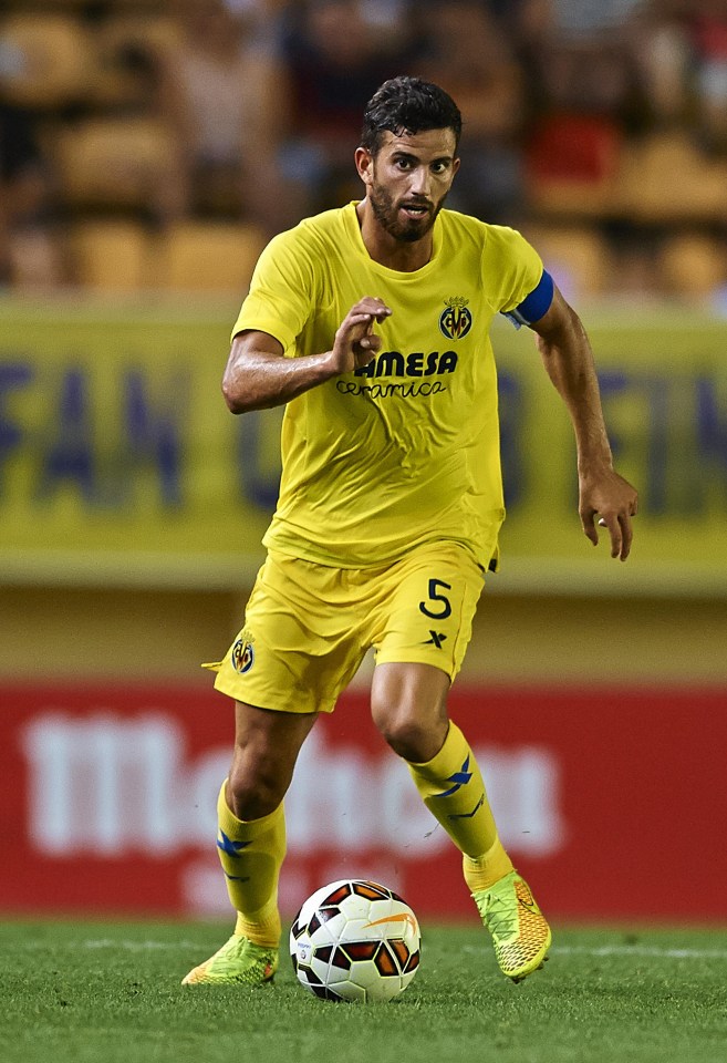 AC Milan brought Mateo Musacchio from Villarreal at beginning of summer