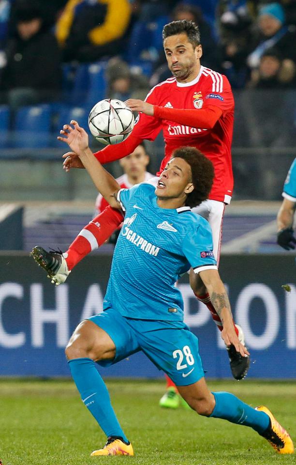  Samaris has experienced Champions League action with Benfica