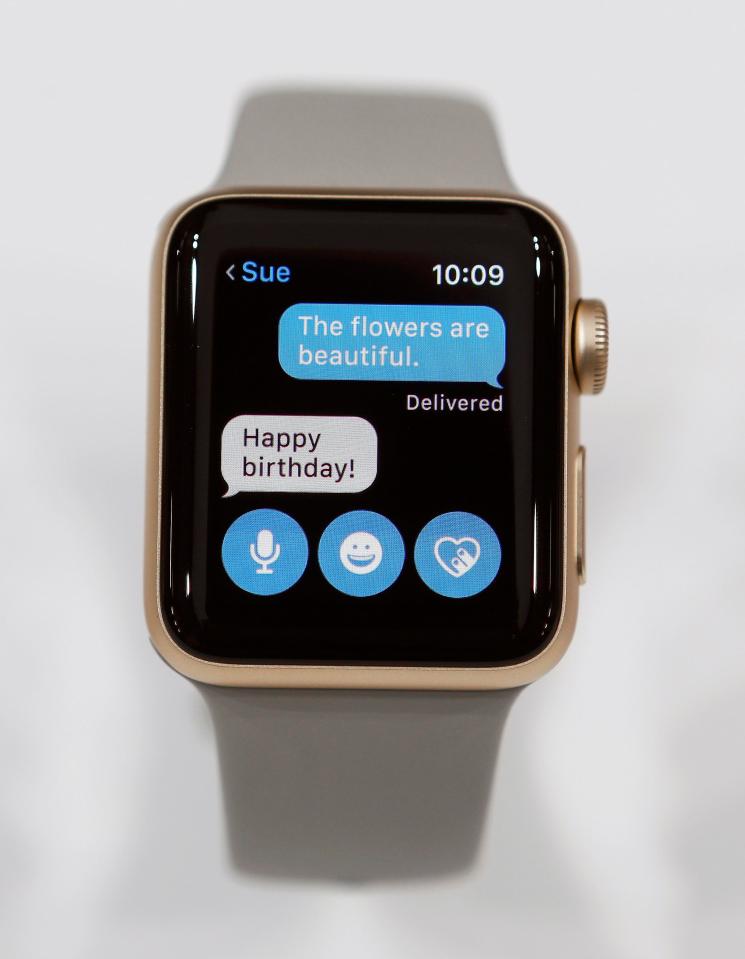  Later updates of the Watch software allow users to write messages with their finger using the Scribble function