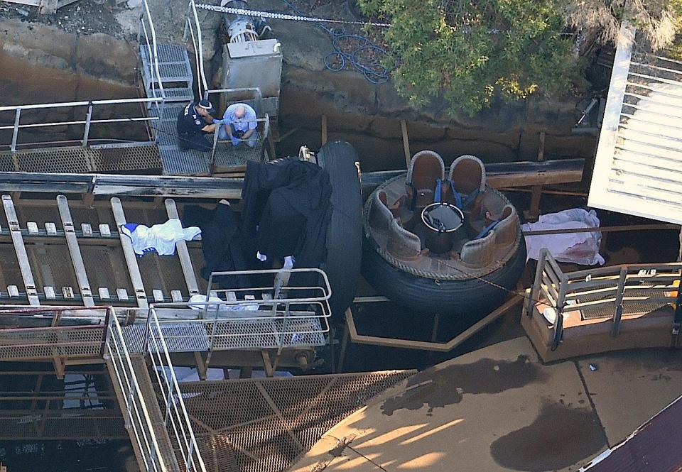  Four people died when a raft flipped over on the Thunder River Rapids ride at Dreamworld in Australia