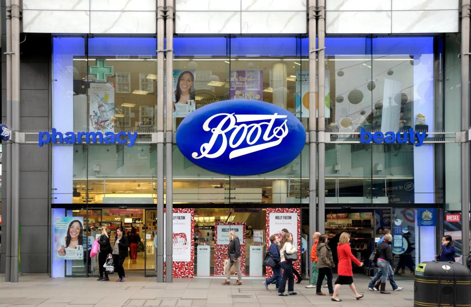  Boots is looking for customer and operations assistants