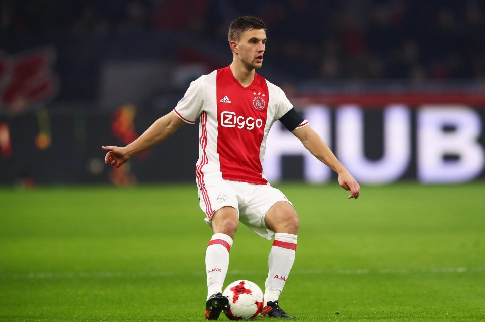  Joel Veltman will not be joining palce and is set to sign new Ajax deal