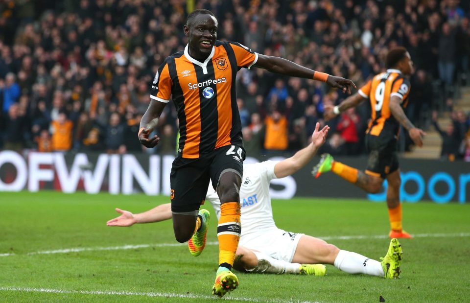  Niasse spent half of last season at Hull on loan