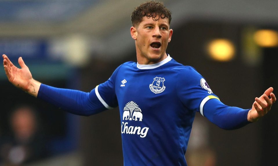  Everton midfielder Ross Barkley faces a month out after groin surgery