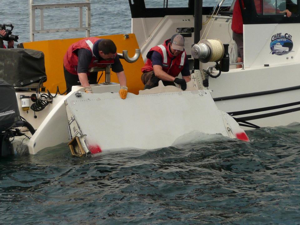  A large scale search spanning swathes of the Indian Ocean has found debris but none of the passengers