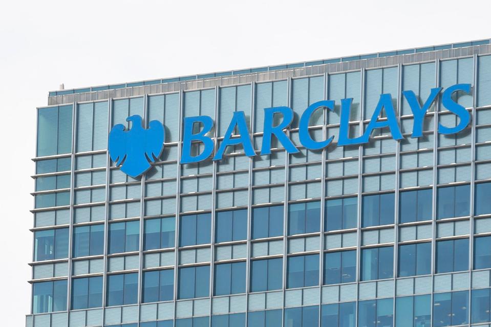  Barclays sets aside £700m more for PPI claims