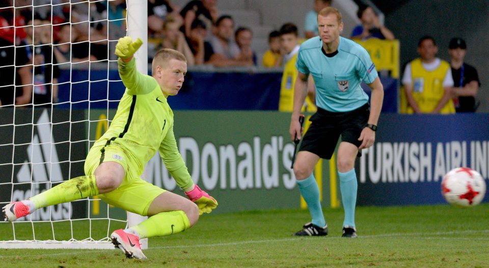  Jordan Pickford...set for club debut in European football