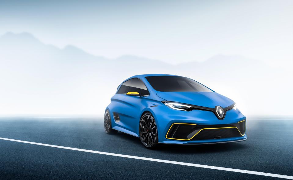  Renault Zoe E-Sport Concept - 0-62: 3.2 secs / top speed 130mph