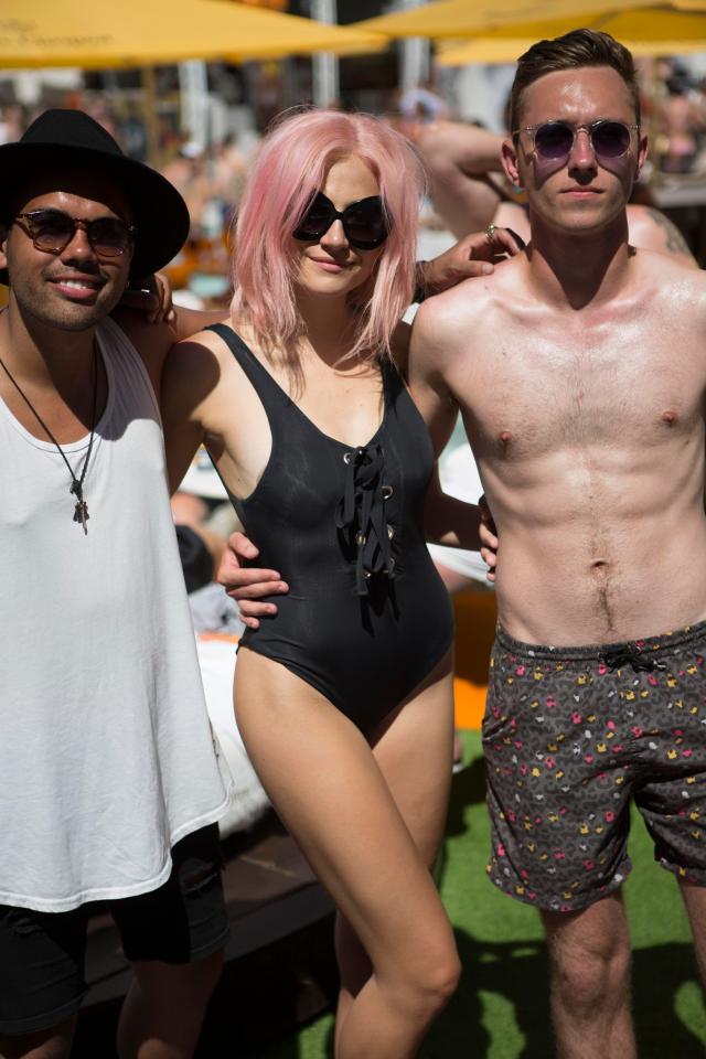  Singer Pixie went for a black one-piece with a lace-up front and a pair of oversized sunglasses