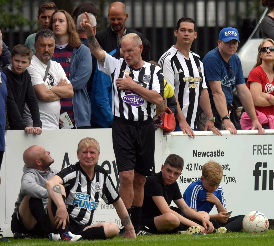  Paul Gascoigne shouts instructions from the sidelines at the match