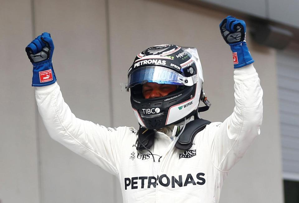  Valtteri Bottas remained composed as he held off Sebastian Vettel