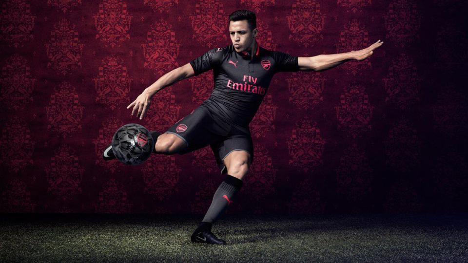  Will Alexis Sanchez wear Arsenal's new third kit next season?