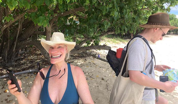  A man had his holiday panoramic ruined after his mum moved about half way through the photography session