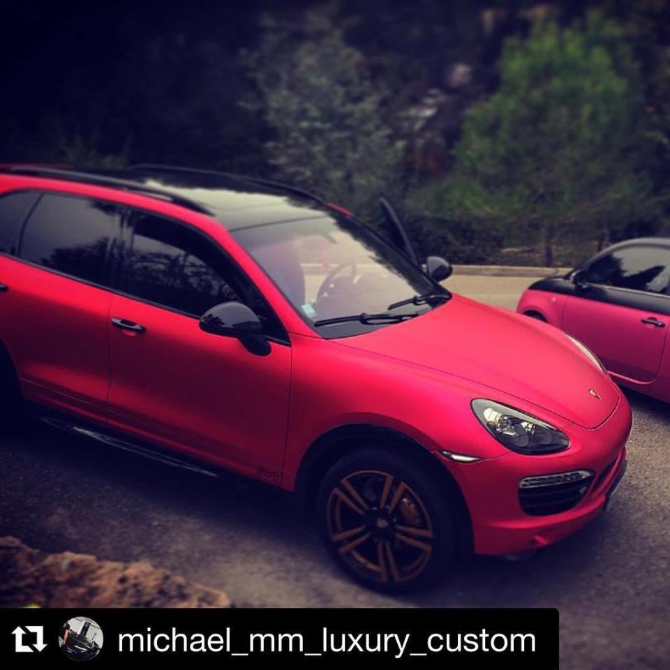  The pink Porsche Cayenne that Tiemoue Bakayoko had resprayed black