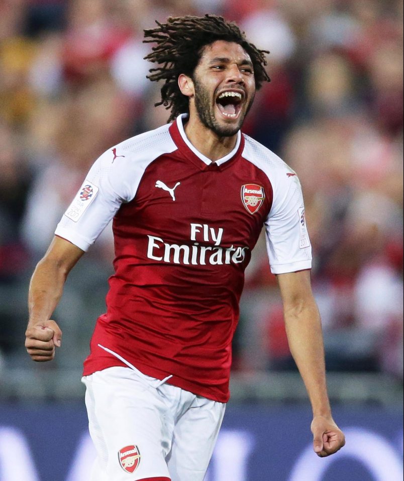  Mohamed Elneny is happy to stay at Arsenal this summer as he loves London