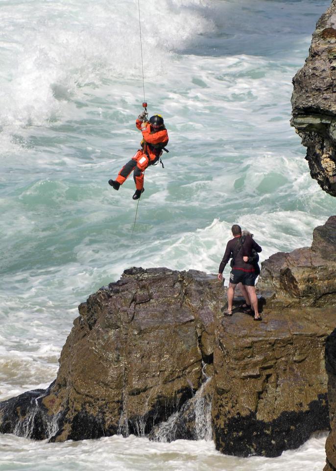  The brave Newquay Coastguard Rescue team carried out a dramatic chopper rescue