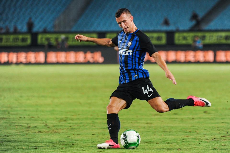  Ivan Perisic's switch keeps stalling as they clubs fail to agree a fee