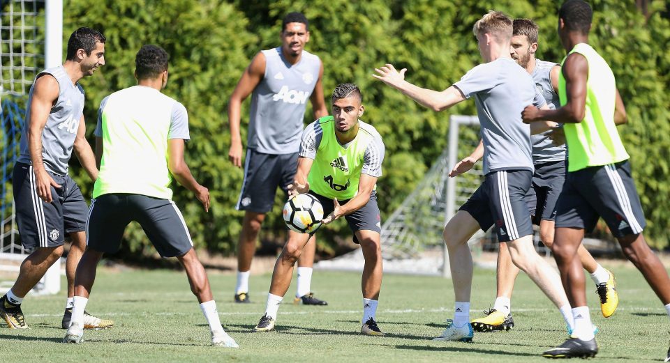  Manchester United are training in the US ahead of tomorrow's friendly clash against Barcelona