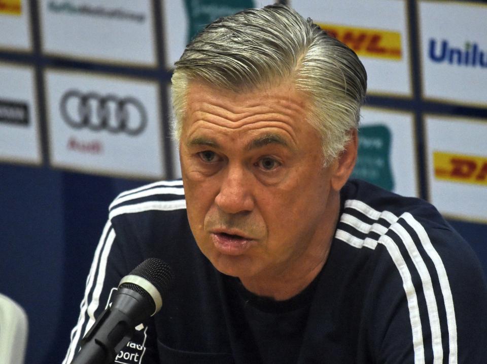  Ancelotti is with Bayern CEO on keeping Vidal