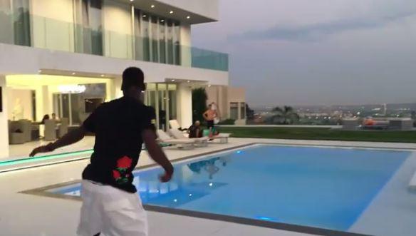  Paul Pogba danced away as they celebrated the move