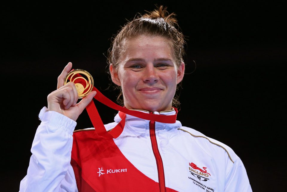  Savannah Marshall with her Commonwealth gold medal won at Glasgow 2014