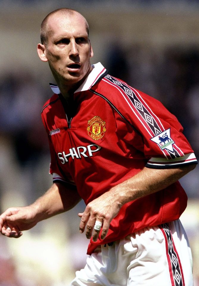  Jaap Stam proved a superb buy when United strengthened their defence in 1998