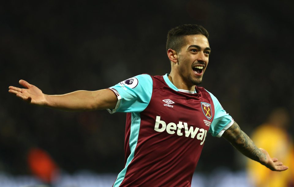  Manuel Lanzini is being lined up by Liverpool as a possible replacement for Philippe Coutinho