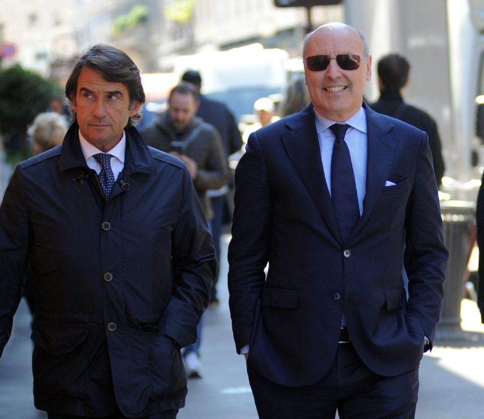  Beppe Marotta (R) claims Liverpool are desperate to keep hold of the ace