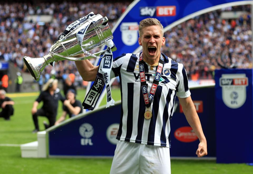  Millwall striker Steve Morison has new faces to take the pressure off him