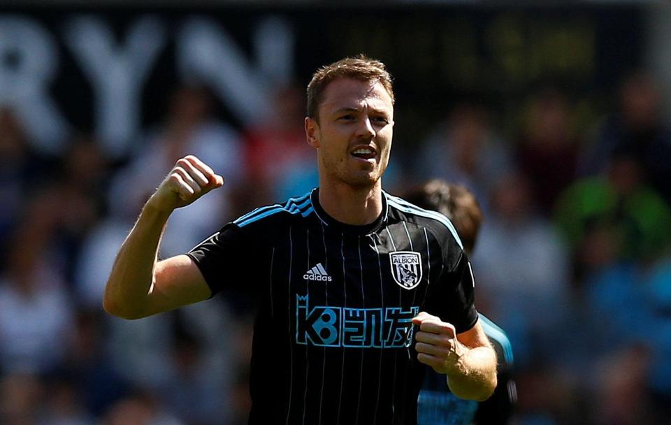  Arsenal were leading the race for Jonny Evans' signature