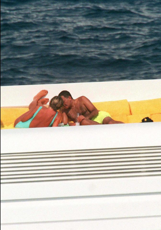  Diana and Dodi on holiday in St Tropez