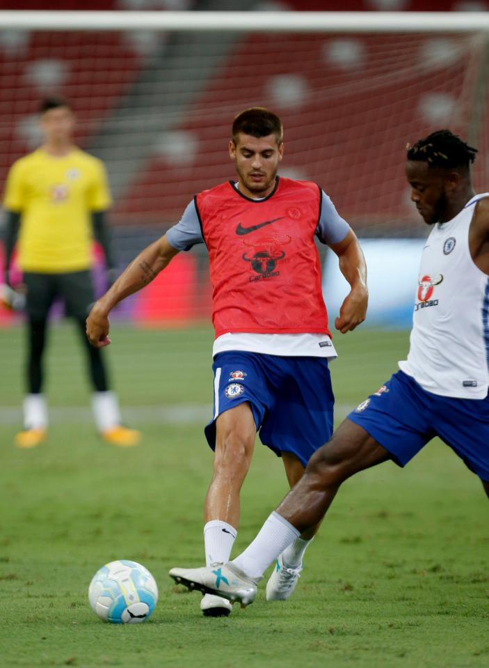  Antonio Conte claimed Alvaro Morata and Michy Batshuayi could play together