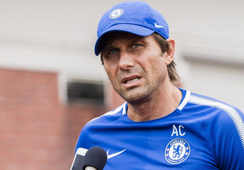  Antonio Conte is keen to keep the Belgian forward at Chelsea next season