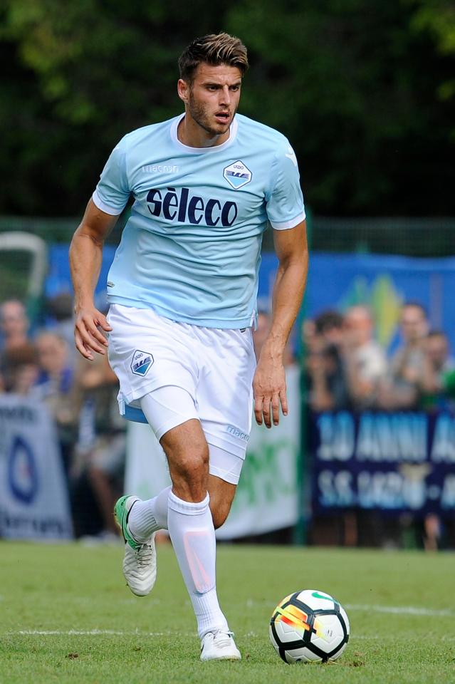  Southampton have brought in central-defender Wesley Hoedt from Lazio