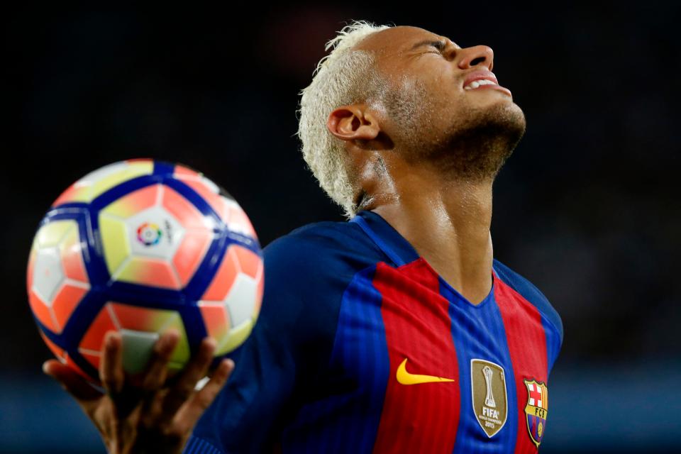  Neymar's move to Paris Saint-Germain could be blocked by La Liga