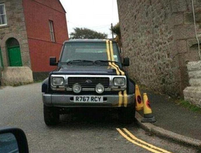 Racing stripes in a fetching yellow – a good day’s work