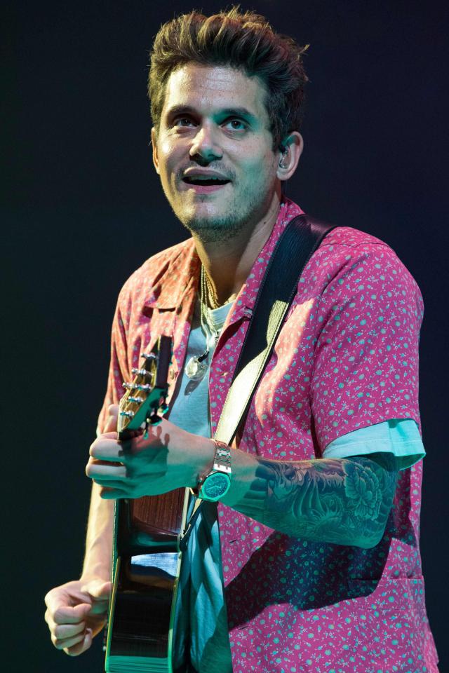  Comic Amy has reportedly been going on secret dates with John Mayer