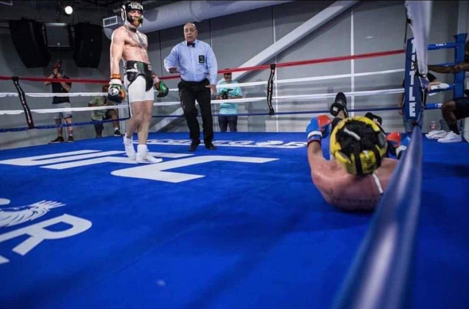  This was the photo from the Conor McGregor sparring session that shows Paulie Malignaggi on the canvas