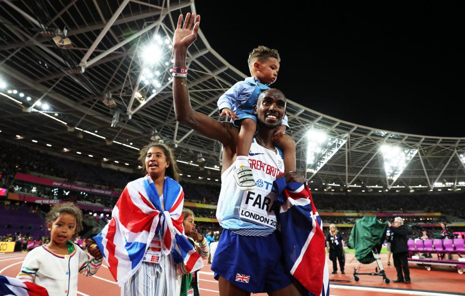  Mo Farah celebrates with his family after winning a sixth world title