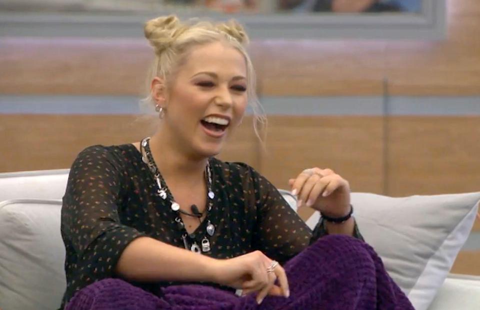  Amelia Lily is the centre of attention in the CBB house