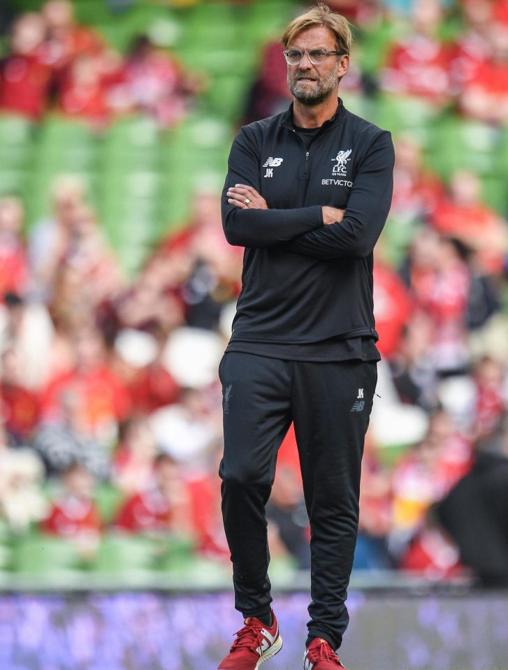  Liverpool boss Jurgen Klopp believes Manchester City are the Premier League title favourites