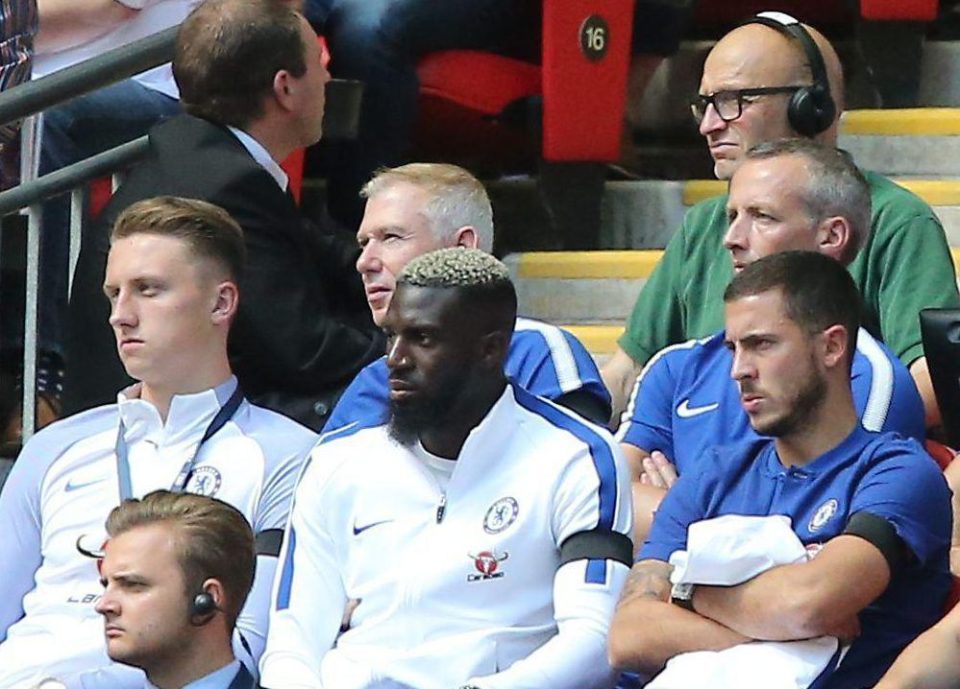  Blues new boy Tiemoue Bakayoko watches on with midfielder Eden Hazard