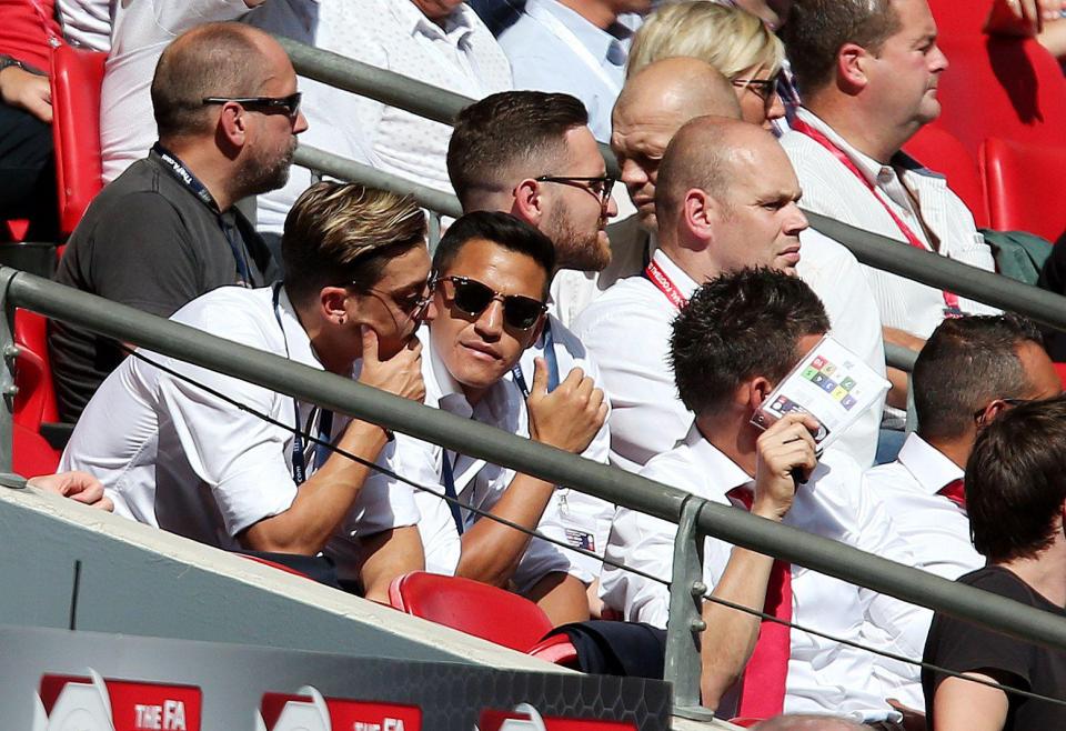  Alexis Sanchez was on the sidelines during Arsenal's Community Shield clash against Chelsea