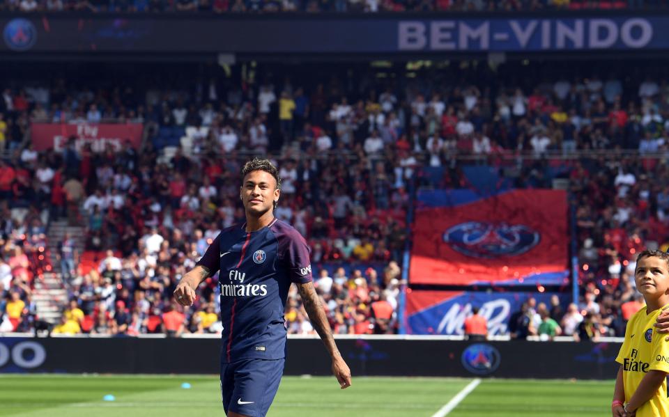  Could Alexis Sanchez be linking up with Neymar at Paris Saint-Germain this summer?