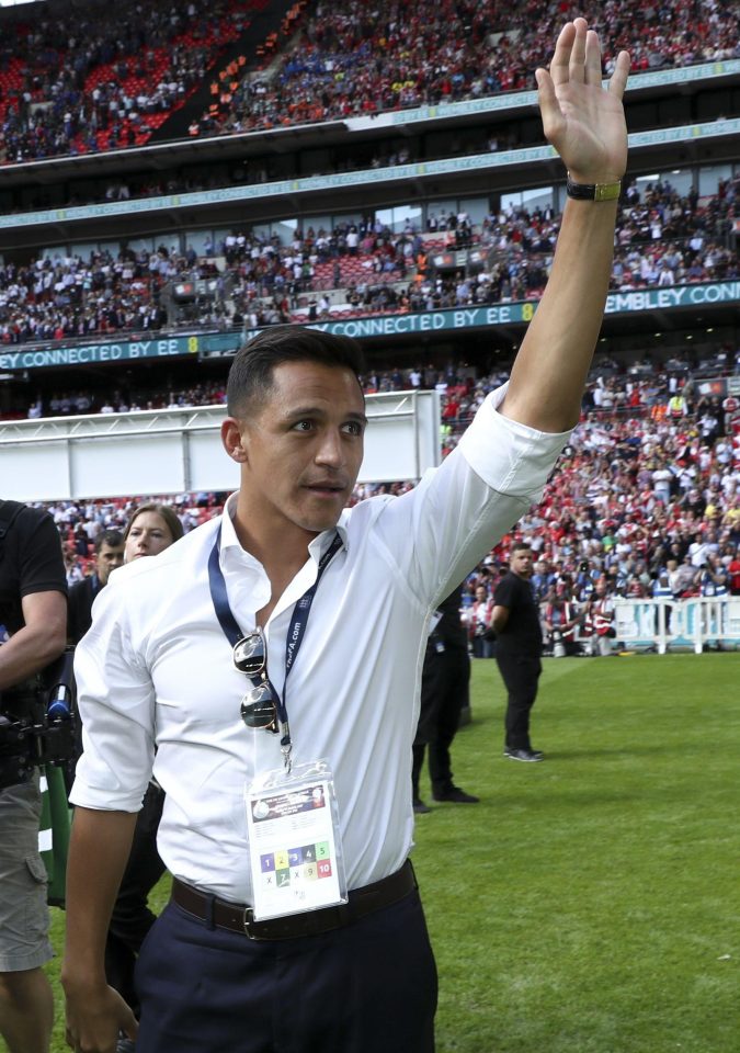  Alexis Sanchez had a wave at Arsenal fans, but this time it was to say hello for the season