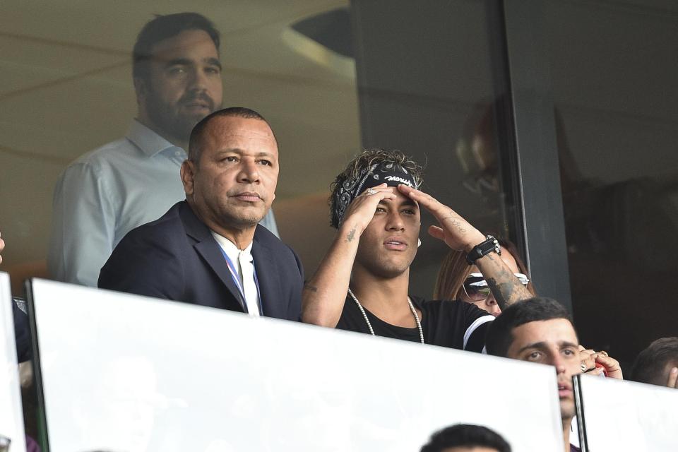  Neymar is ready to report Barcelona to Fifa over the £22m bonus payment he feels he is owed