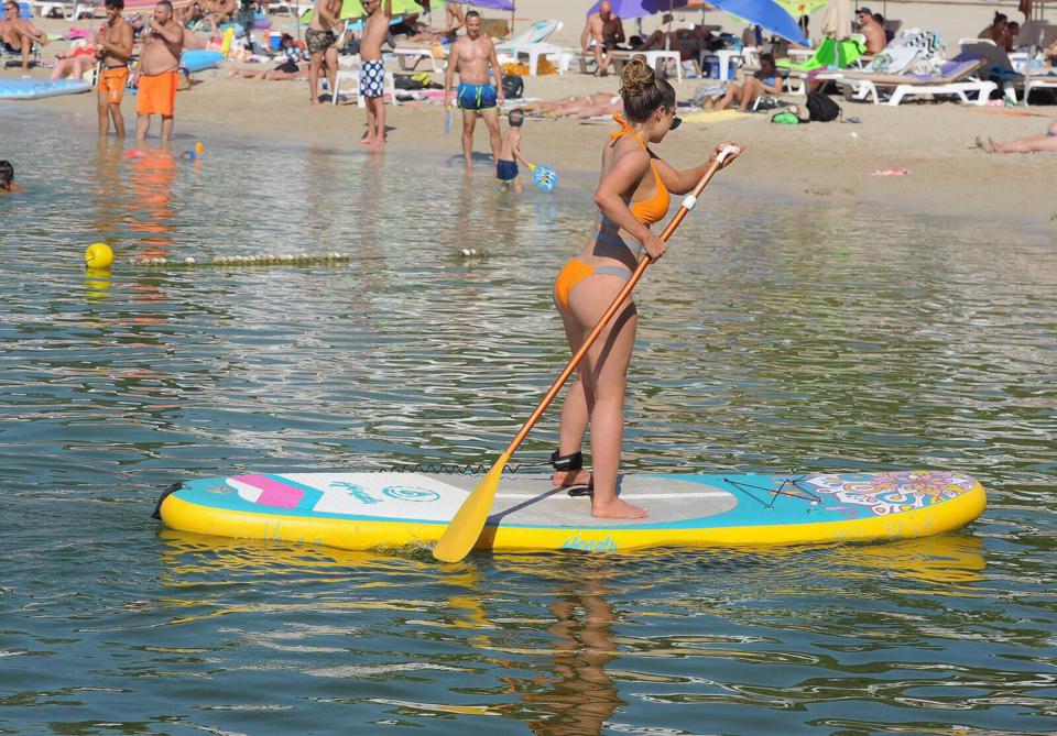  The reality star showed off her balancing skills