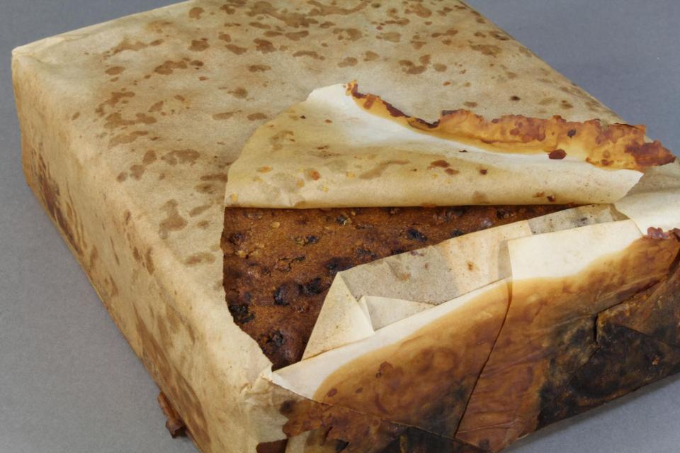  This fruitcake is incredibly well-preserved after more than a century in a hut in Antarctica