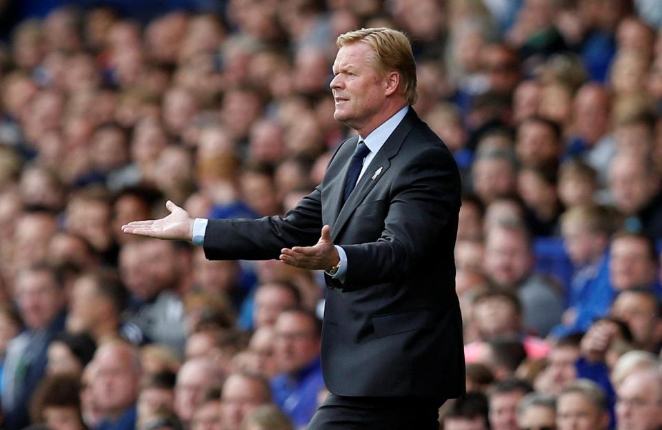  Ronald Koeman looks to establish the trendy three-at-the-back system at Everton